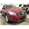 Image 8 : C1 -- 2010 VOLKSWAGEN TIGUAN, RED, 179805 KMS, ALL WHEEL DRIVE