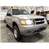 Image 8 : A2 -- 2002 FORD EXPLORER SPORT TRAC, SILVER, 343650 KMS, 4X4 *NO RESERVE*