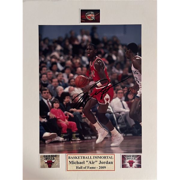Michael Jordan signed photo