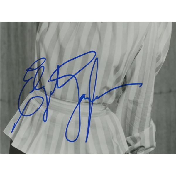 Elizabeth Taylor signature cut