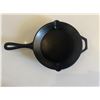 Image 1 : Foam frying pan prop