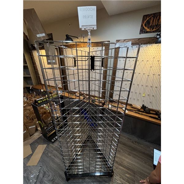 Rotating Triangle Display w Hooks