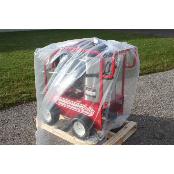 Magnum Gold 4000 series hot water pressure washer, electric start