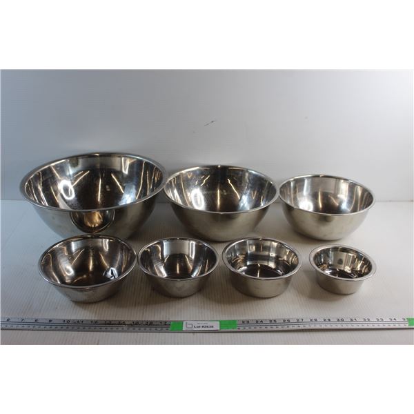 (6) Stainless Bowls - Size from 5 1/2'' to 13''