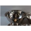 Image 2 : (6) Stainless Bowls - Size from 5 1/2'' to 13''