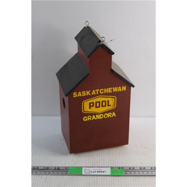 Saskatchewan Pool Grandora Bird House