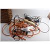 Image 9 : iClever USB Hub, Cord Extension, Power Outlet, Cables and Pleated Basket