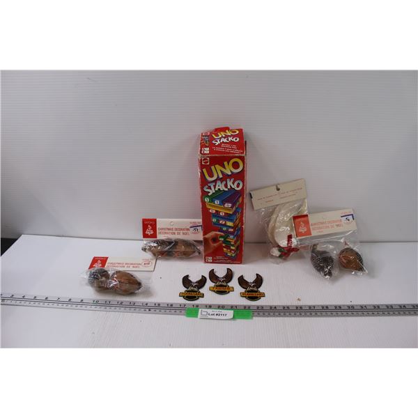 Uno Stacko Game, (3) Kawasaki, Triumph Badges, (4) Christmas Bird Decorations