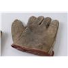 Image 5 : (2) Vintage Leather Baseball Gloves - Some Wear
