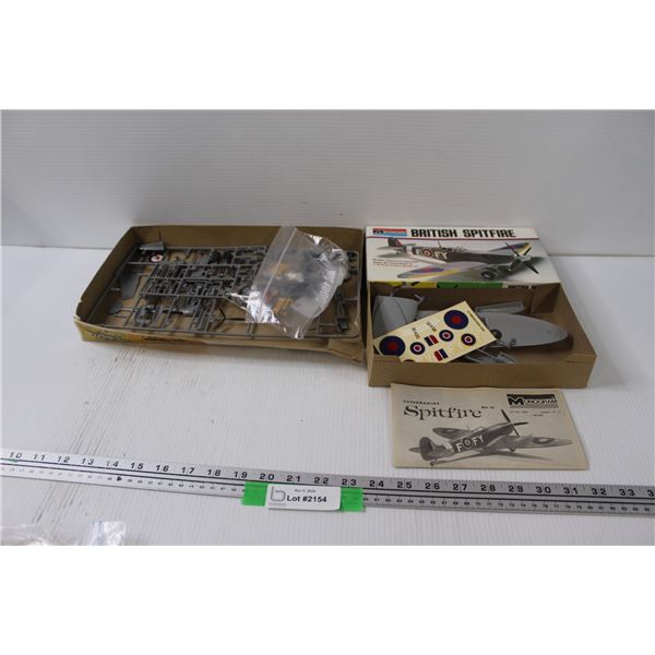 (2) Model Kits: British Spitfire, P38 Lighting - Appears all there, as is