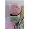 Image 4 : Yellow Flower Blanket & Pillow Set, White Multicoloured Butterfly Twin Bed Set, Pink Flat Sheet