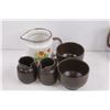 Image 3 : Set of Mikasa Ceramic Creamer & Sugar Bowl, (2) Sets of Brown Ceramic Creamer & Sugar Bowls, Ceramic