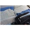 Image 8 : Assorted Bed Linens and Blankets