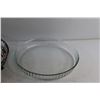 Image 2 : Silver Serving Tray and Pyrex Pie Dish 10''