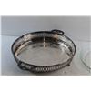 Image 3 : Silver Serving Tray and Pyrex Pie Dish 10''