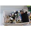 Image 8 : Rainbow Poms, Paint Brushes and Handcraft Kit - Threads, Rings and Wooden Beads
