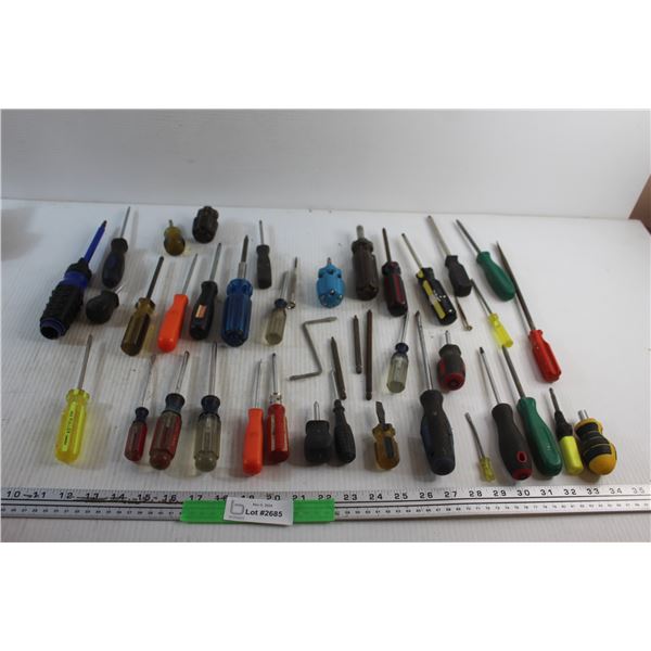 (10+) Screwdrivers and (3) Drill Bits