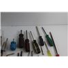 Image 3 : (10+) Screwdrivers and (3) Drill Bits