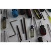 Image 6 : (10+) Screwdrivers and (3) Drill Bits