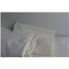 Image 3 : (7) White Bed Sheets