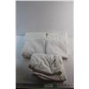 Image 1 : (5) White Bed Sheets