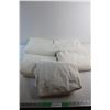Image 1 : (5) White Bed Sheets
