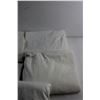 Image 2 : (5) White Bed Sheets