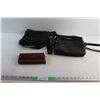 Image 1 : (2) Shoulder Bags and Faux Leather Wallet