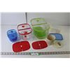 Image 1 : (5) Plastic Storage Containers With Lids