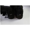 Image 5 : (3) Women's Footwear (Ugg's Size 9, Shiny Zip Boots Size 9, Audley Open-Toe Shoes Size 41 EU)