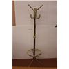 Image 1 : *Free-Standing Coat Rack 6' Tall x 19" Diameter