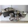 Image 1 : *Wearever Aluminum Cookware (Roaster With Lid 18" x 12" x 10" Approx, (2) Cooking Pots With Lids 11"