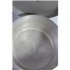 Image 4 : *Wearever Aluminum Cookware (Roaster With Lid 18" x 12" x 10" Approx, (2) Cooking Pots With Lids 11"