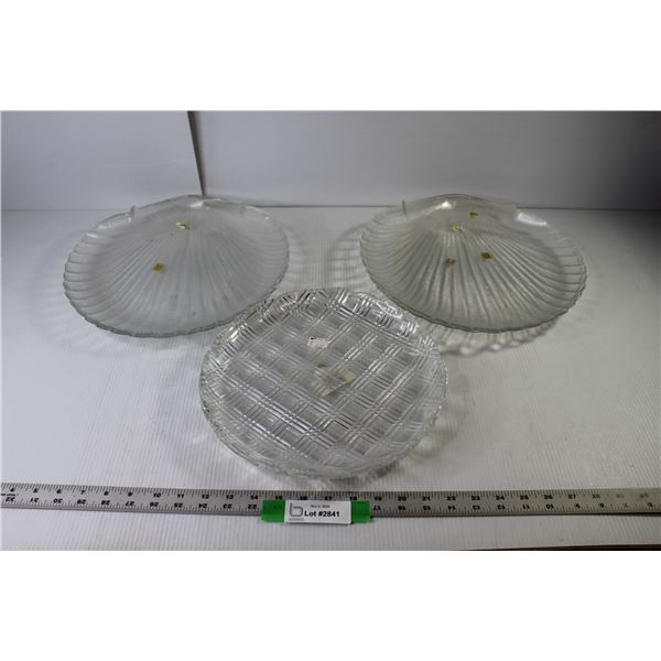 (6) Serving Platters - Glass (4 Seashell 12.5" Dia, 2 Diamond 11.5" Dia)