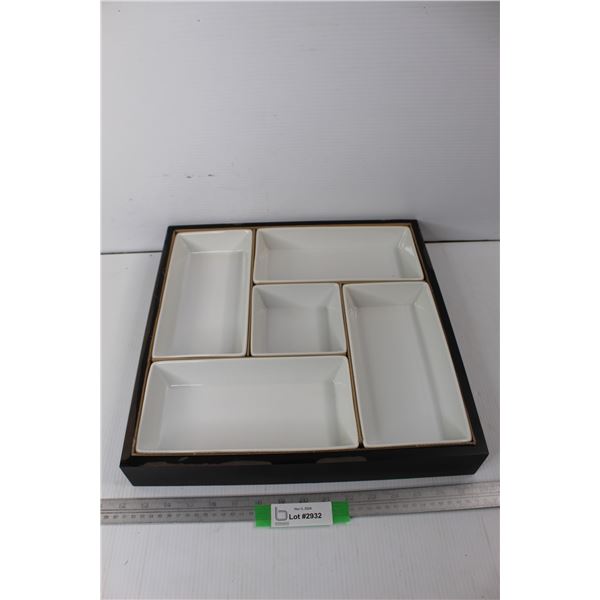 Roscher Serving Carrying Tray- 15.5'' x 15.5'' w/ (5) Small Interlockable Dishes