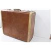 Image 6 : Durabuilt Luggage Suitcase - Vintage - Some Wear