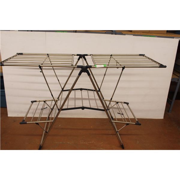 * Foldable Hanging Clothes Dryer