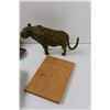 Image 2 : Beaded Cheetah Figurine, Spa Slippers, Wool Washing Mitt, Union Through the Ages