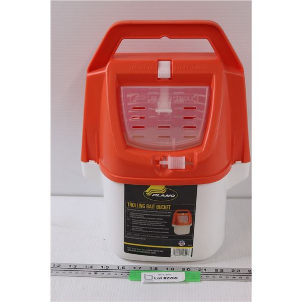 Plano Trolling Bait Bucket