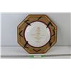 Image 2 : Discover Canada Quebec Winter Decorative Plate Framed - 15" x 15"