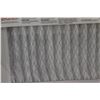 Image 3 : (2) Filtrete Basic Dust Filters - 16" x 20" x 1"