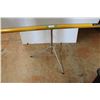 Image 2 : Knox Panorama Projector Screen - 77" x 52"