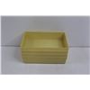 Image 2 : (4) Rubbermaid Containers 9"x6"x2", (4) Rubbermaid Containers 15"x3"x2", & (4) Rubbermaid Containers