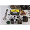 Image 5 : Craftsman Bench & Radial Saw Molding Head, Assorted Sanding Disks, Assorted Saw Blades, Abrasive Pap