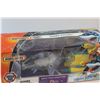 Image 10 : Deluxe Edition Lite Brite Game and Matchbox Shark Escape Toy