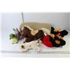 Image 1 : (5) Stuffed Toys (Aurora Costa Rica Turtle, Souvies Texas Armadillo, Infovet Dog, Pony, Valentine Do