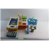 Image 1 : Fisher Price Toys - Cash Machine with a Conveyor, Shopping Basket and Shopping List Toy