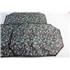 Image 2 : (3) Table Mats