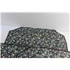 Image 3 : (3) Table Mats