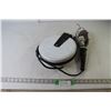 Image 1 : Mountable Extendable Cord Trouble Light (Working)